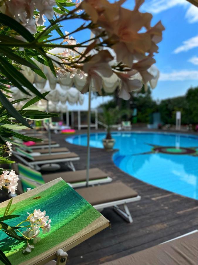 Park Hotel Cellini Lido di Jesolo Buitenkant foto