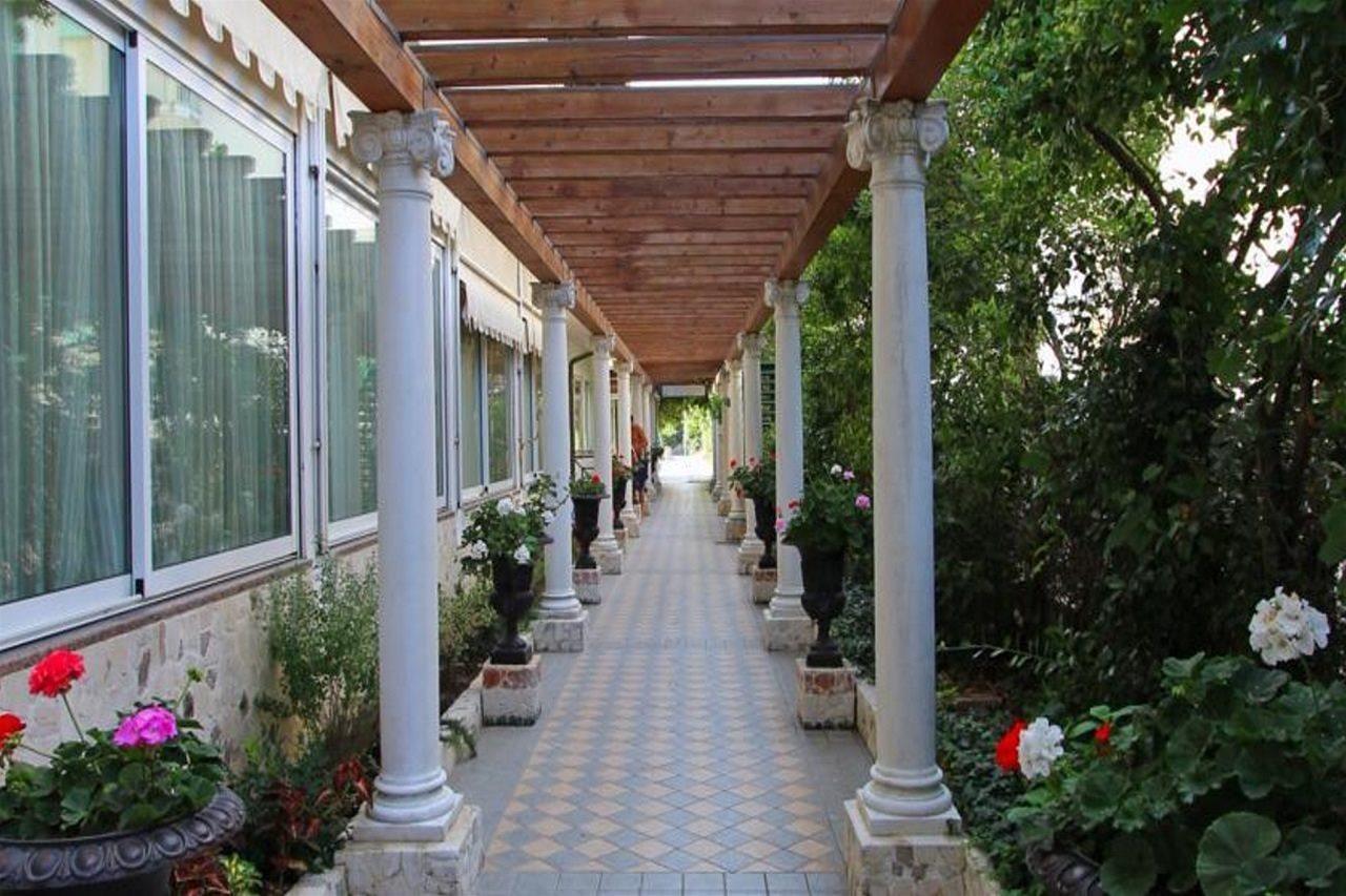 Park Hotel Cellini Lido di Jesolo Buitenkant foto
