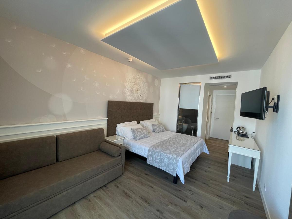 Park Hotel Cellini Lido di Jesolo Buitenkant foto