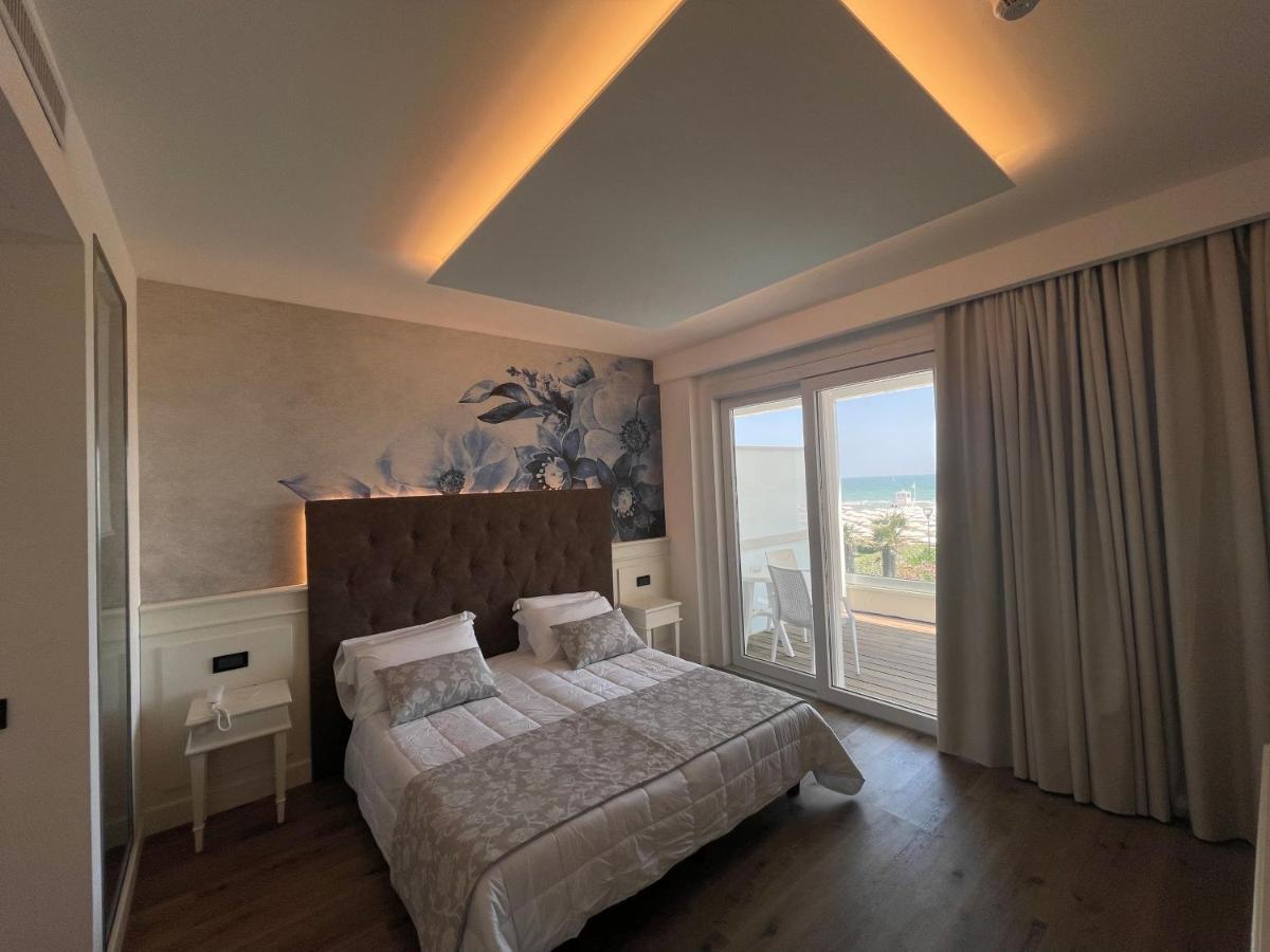 Park Hotel Cellini Lido di Jesolo Buitenkant foto